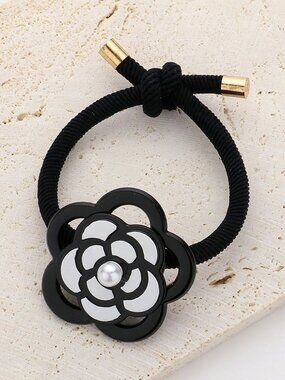Camillia Flower Stretchable Hair Tie